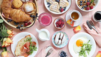 A Host's Guide to a Memorable Brunch for Loved Ones