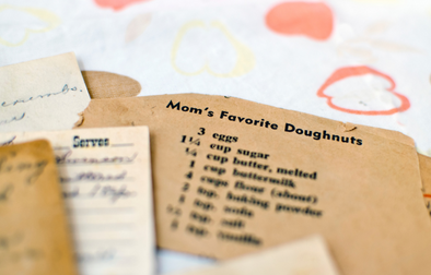 What are recipe card dividers, and why are they useful?
